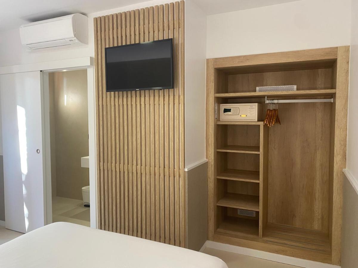 Aparthotel Solifemar Castelldefels Exterior photo